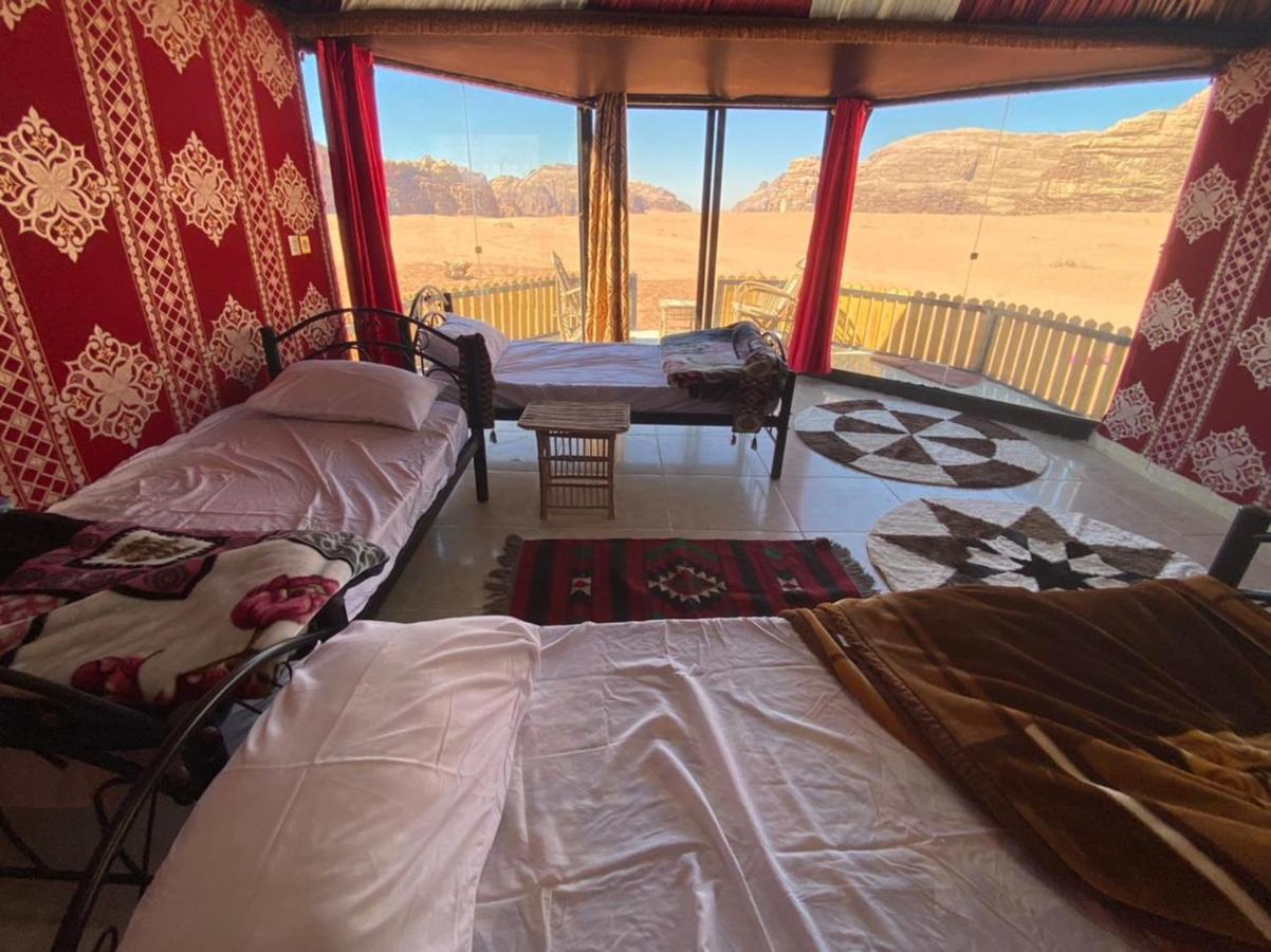Bedouin Holidays Camp And Jeep Tours ワディ ・ラム エクステリア 写真