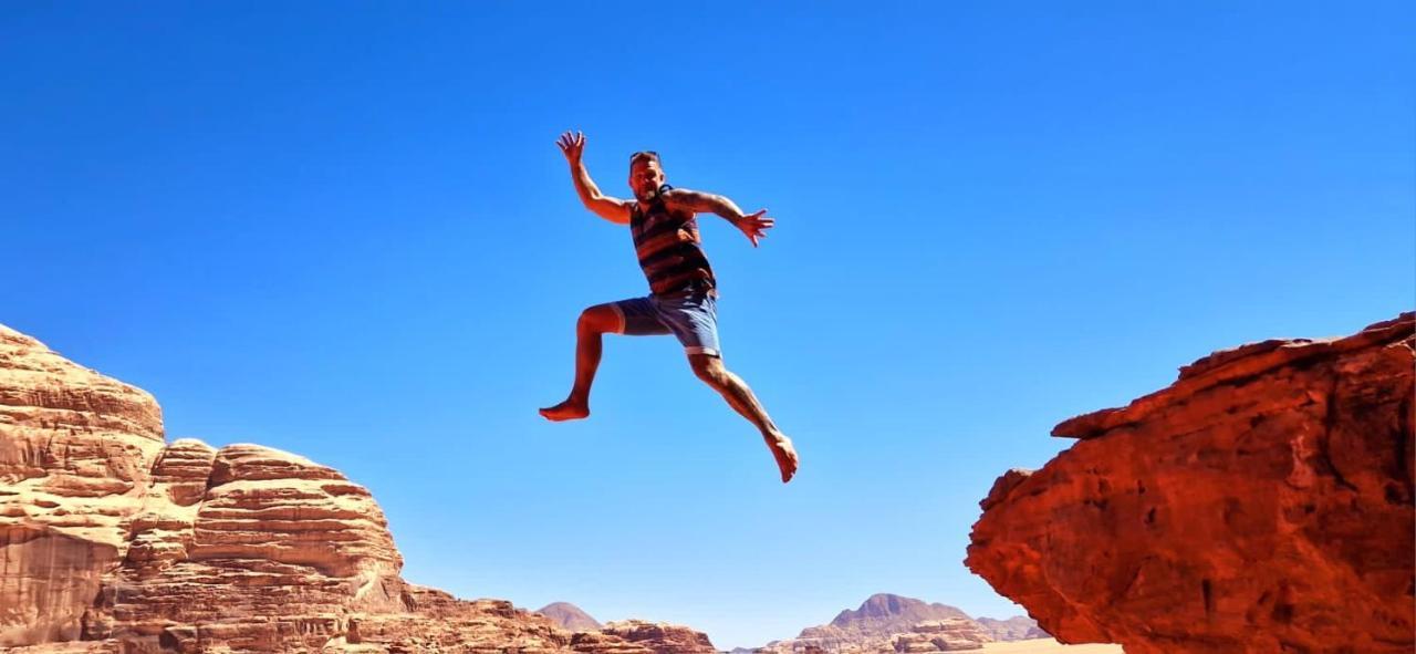 Bedouin Holidays Camp And Jeep Tours ワディ ・ラム エクステリア 写真