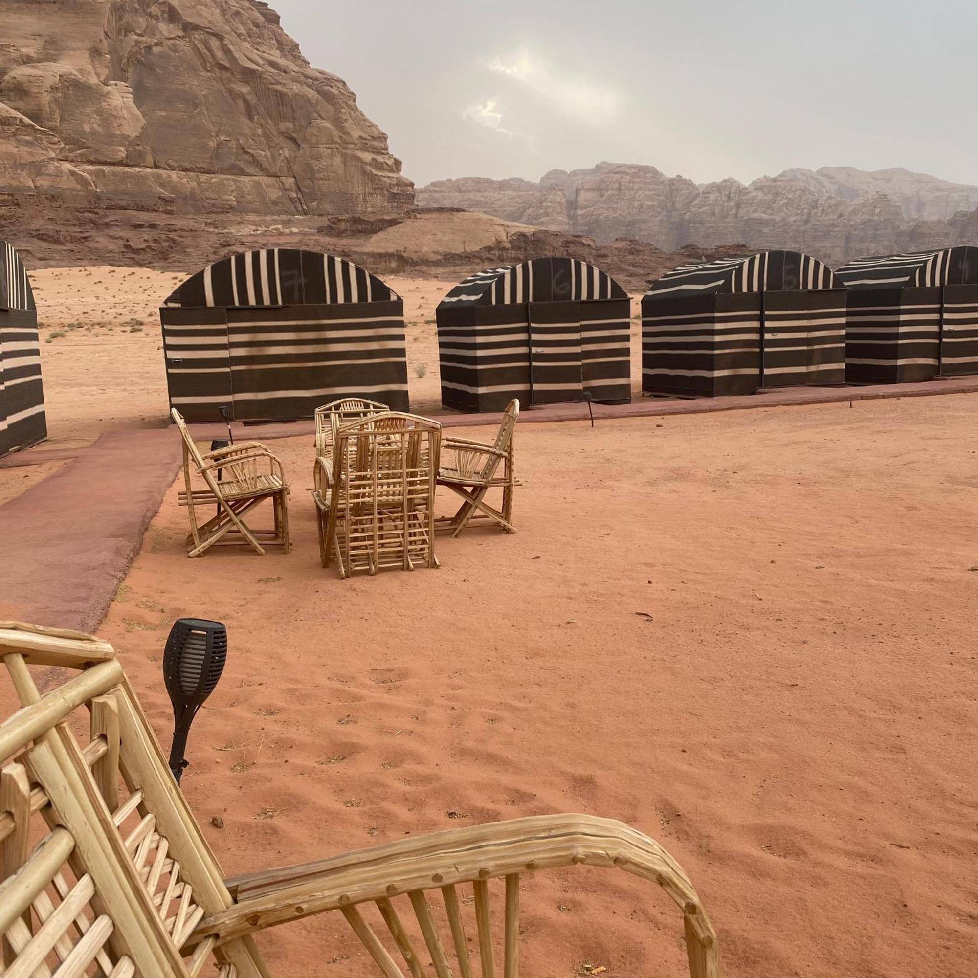 Bedouin Holidays Camp And Jeep Tours ワディ ・ラム エクステリア 写真