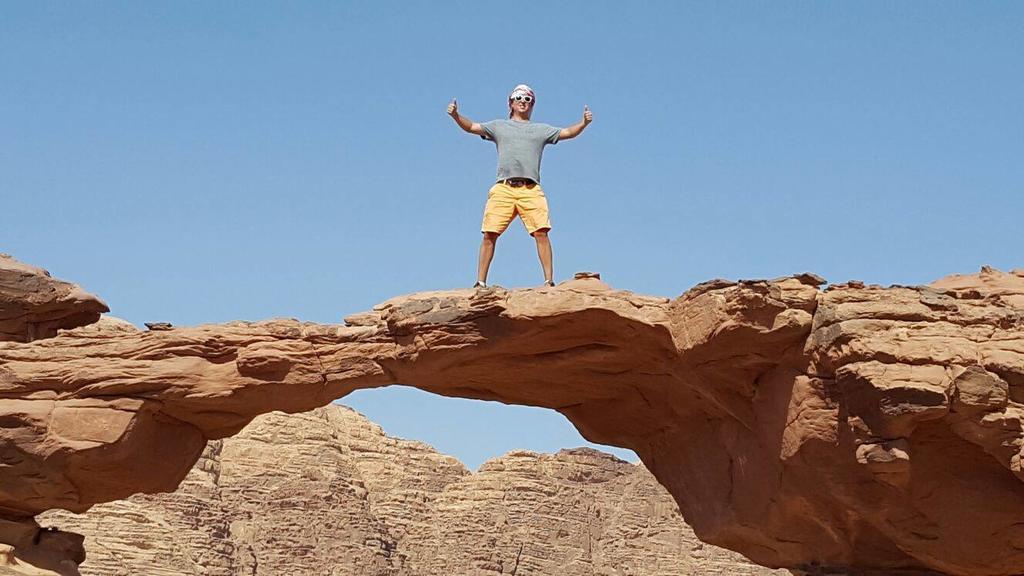 Bedouin Holidays Camp And Jeep Tours ワディ ・ラム エクステリア 写真